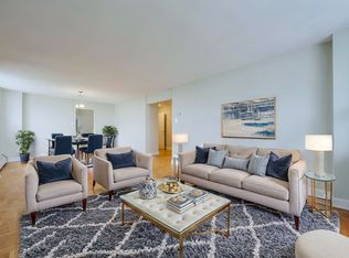 100 Queen St N, Kitchener, ON N2H 2H6