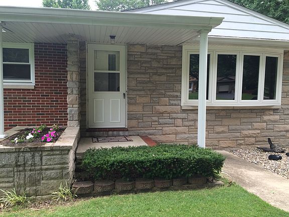 Covered front entry
