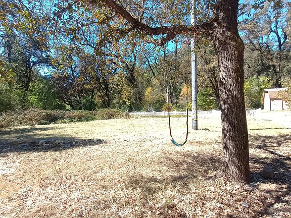 3rd image of 27917 Mineral School Rd