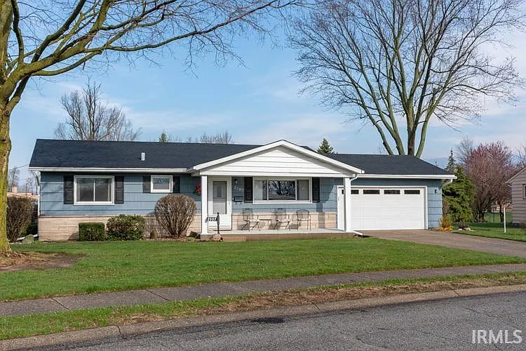 2507 Gordon Cir photo 1