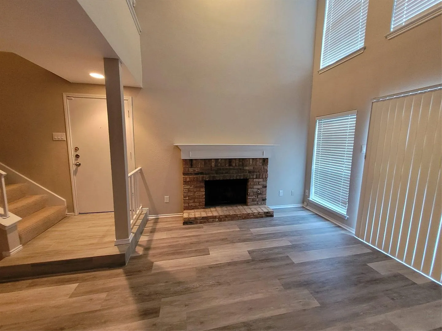15221 Berry Trail #901 — Photo 2