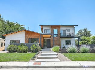 512 Raynolds Ave SW, Albuquerque, NM 87104