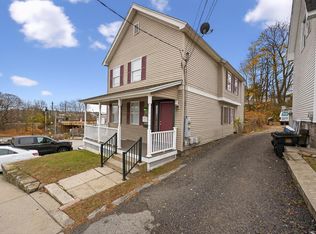 22 Willetts Ave, New London, CT 06320