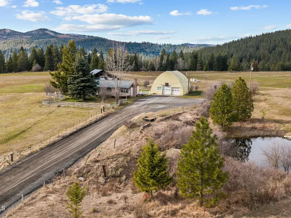 8827 W Carnie Rd, Coeur D Alene, ID 83814