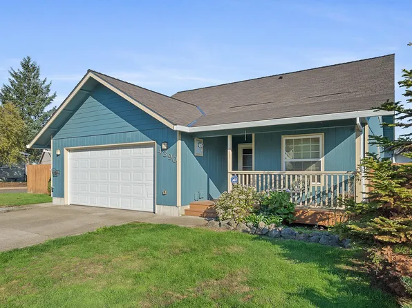 4390 Glenview Ave, Tillamook, OR 97141