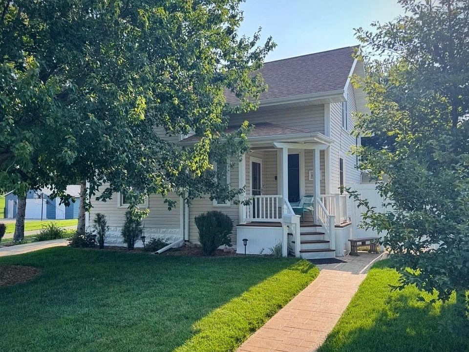 1st image of 1715 7th Ave