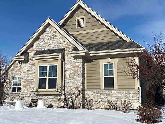 5th image of 1504 Schloemer Dr