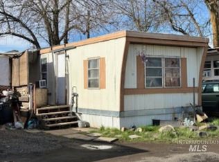 628 Burrell Ave TRAILER 13, Lewiston, ID 83501