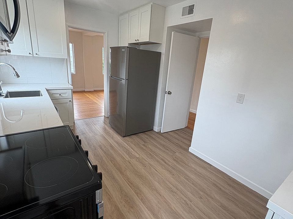 1st image of 374 Bellevue Ave #D