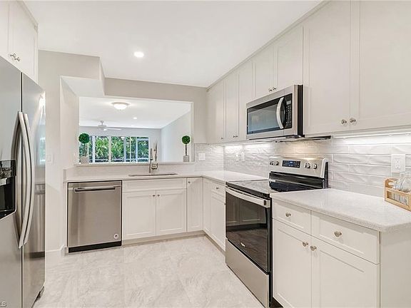 4th image of 216 Sugar Pine Ln #216