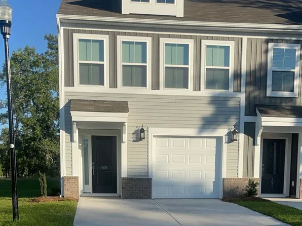 208 Flatsedge Ct, Lexington, SC 29072