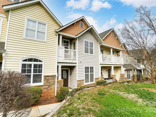 11143 Dundarrach Ln, Charlotte, NC 28277