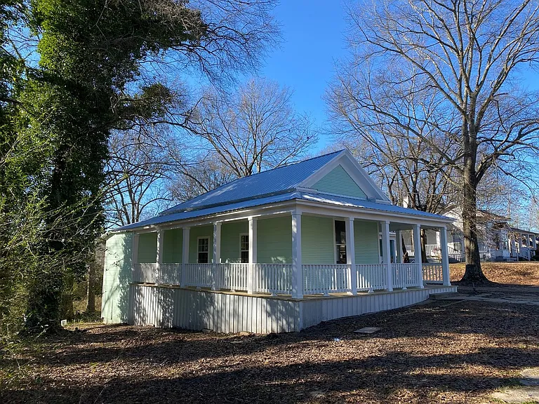 310 Wood St — Photo 8