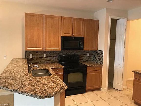 3rd image of 1360 Mariposa Cir APT 103