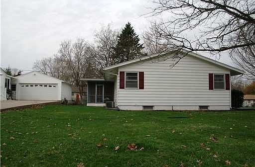 2nd image of 2695 14th Ave