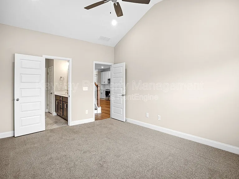 2106 SE Denmark Ave — Photo 12