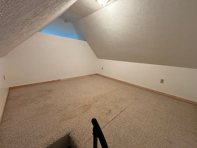 44 Pollard Ave — Photo 9