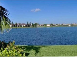 3216 S Lakeview Cir APT 205, Hutchinson Island, FL 34949