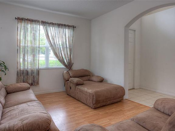3rd image of 10547 Coral Key Ave