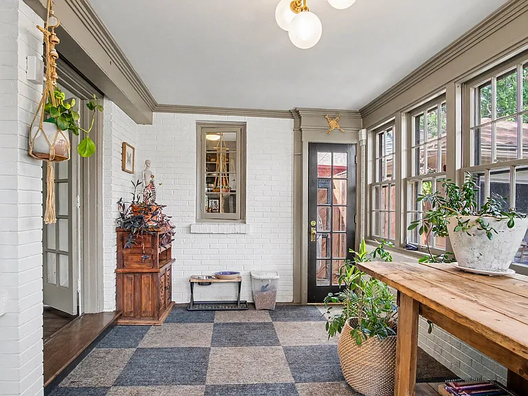 1154 E Chippewa Dr SE — Photo 19