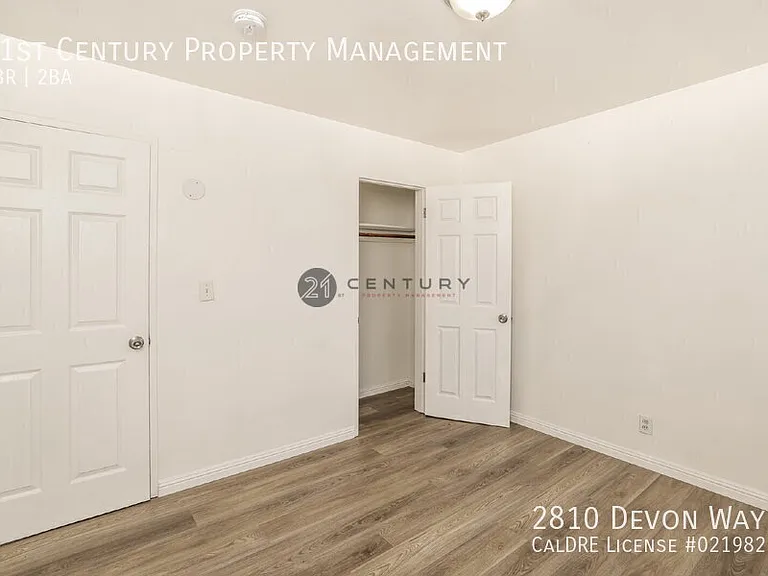 2810 Devon Way — Photo 26