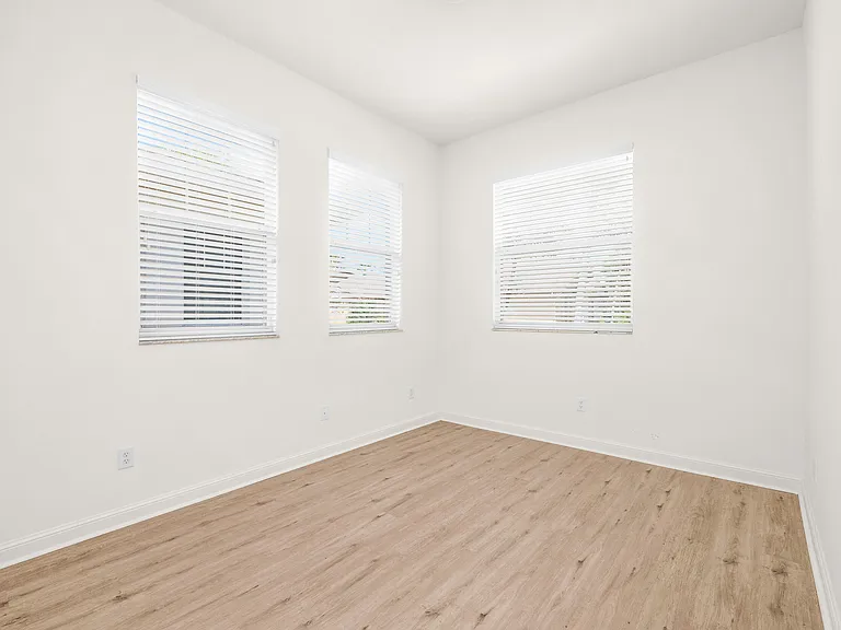 669 Pacific Grove Dr #2 — Photo 21