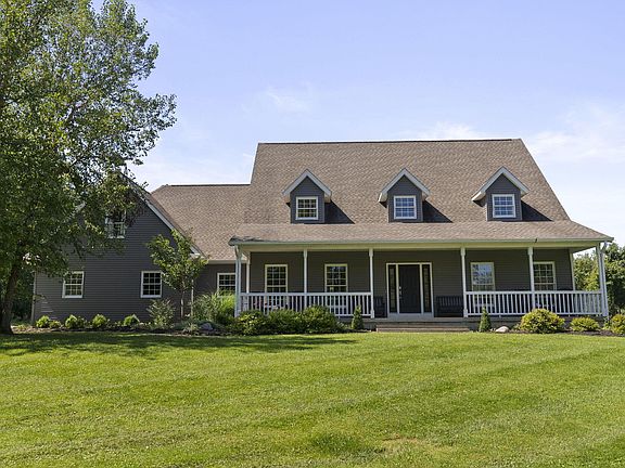 2nd image of 120 Woody Knoll Dr