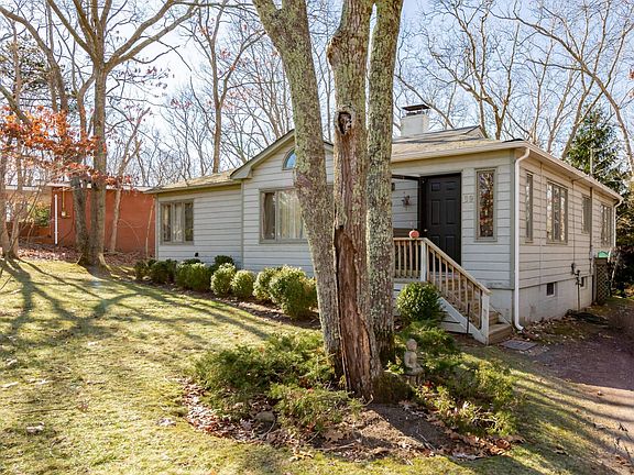 3rd image of 69 Hillside Dr W