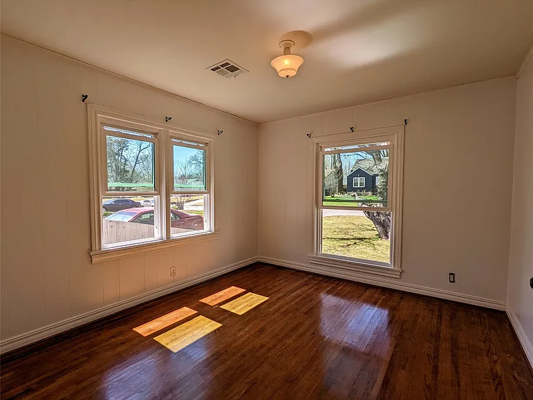 1317 S Darlington Ave — Photo 10