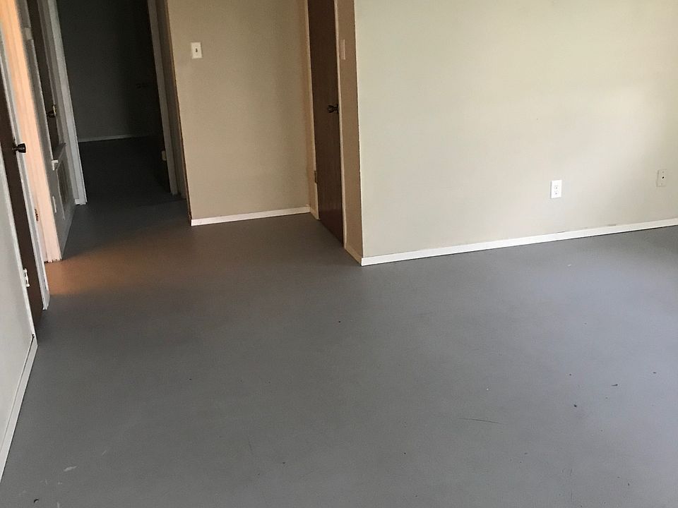 2nd image of 506 W 3rd St
