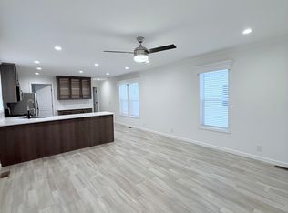 22616 S Remington Dr #186, Channahon, IL 60410