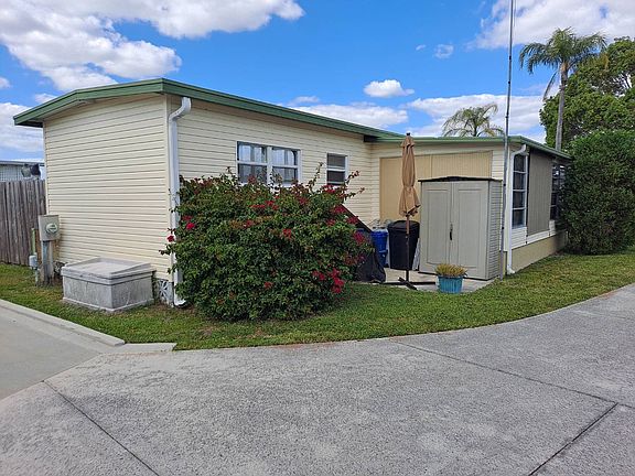 5th image of 3901 Bahia Vista St Lot 304