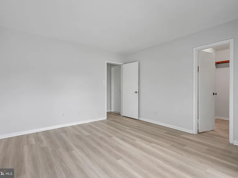 6351 Rockshire St — Photo 24