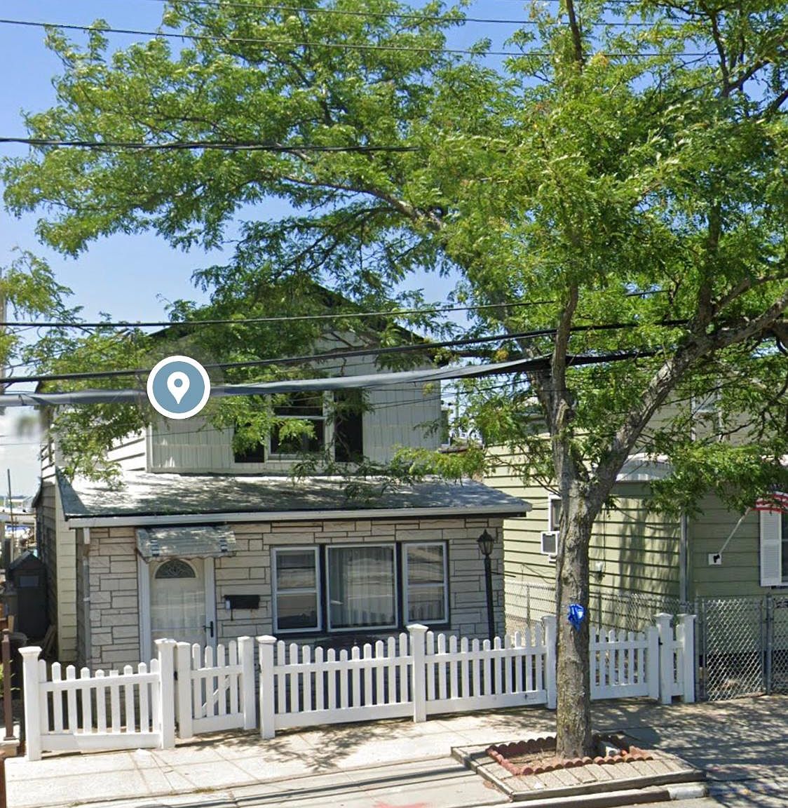 1107 Cross Bay Blvd, Broad Channel, NY 11693 Zillow