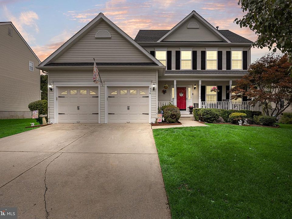 1st image of 956 Ashburn Way