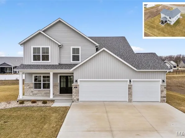 809 Golden Bell Ln, O'Fallon, IL 62269