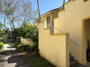 6235 SW 47th Mnr APT 202, Fort Lauderdale, FL 33314