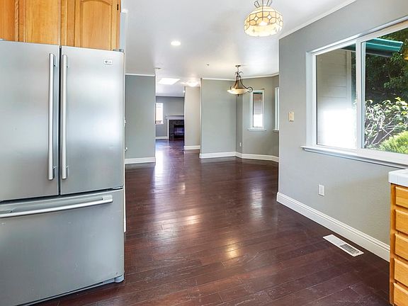 4th image of 491 Marine Blvd