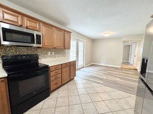 120 Palmetto Dr, Crestview, FL 32539