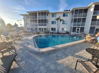 708 Tamiami Trl S APT 320, Venice, FL 34285