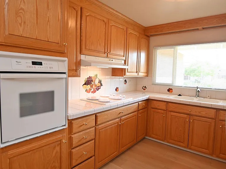 3421 Eden Dr — Photo 6