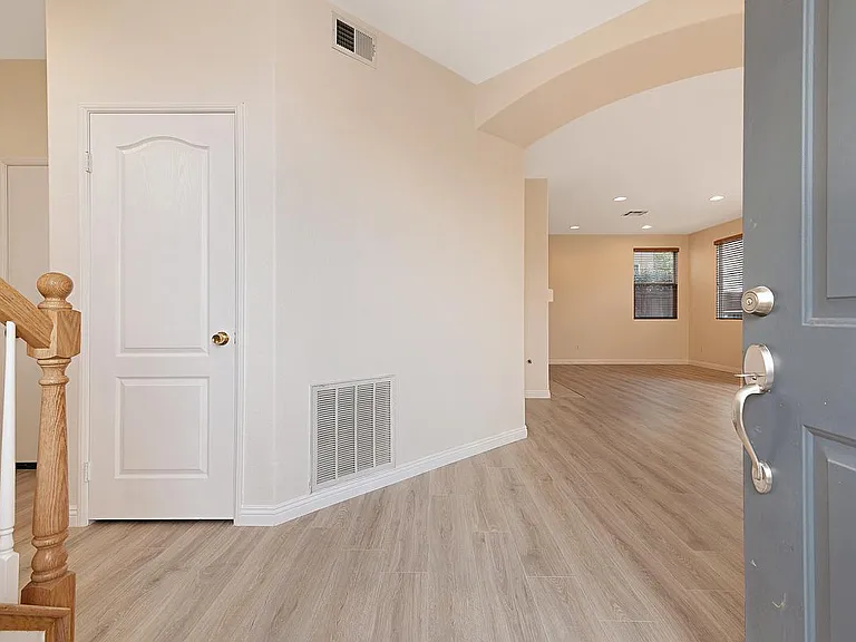 10801 Calle Mar De Mariposa — Photo 3