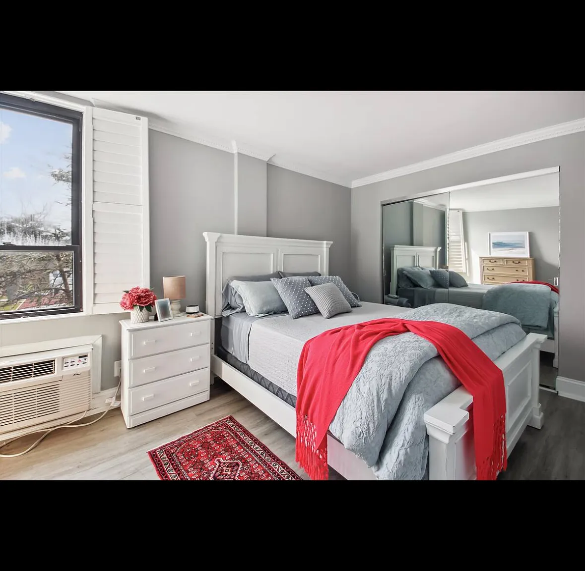 1 bed, 805 sqft, $2,700 — Photo 3