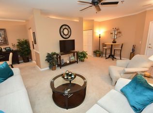 18125 W Wisconsin Ave, Brookfield, WI 53045