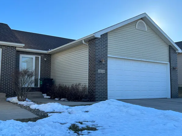 4630 Twain St, Ames, IA 50014