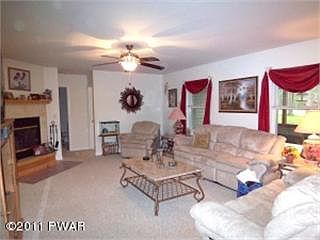 5th image of 245 Powderhorn Dr