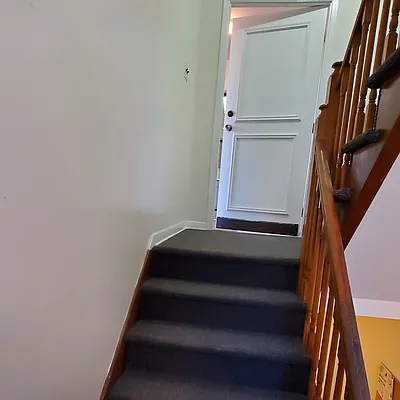 Rented by Re/Max In The City | media 10