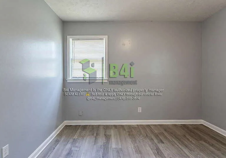 5421 Susan Ln — Photo 4