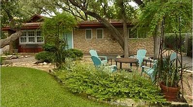 2nd image of 439 Brady Ln