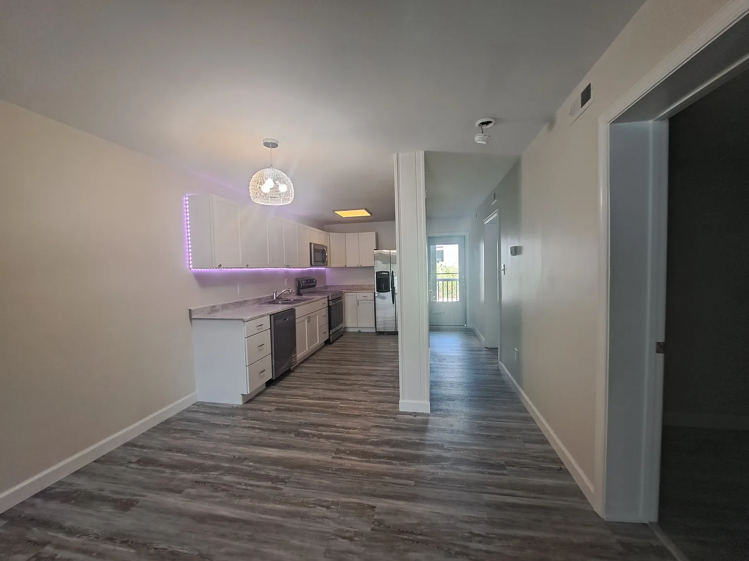 2 bed, $2,200 — Photo 4